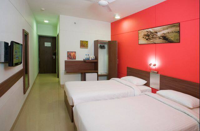 Hotel Vihar Guest House, Surat 4